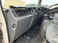 いすゞエルフパッカー車（塵芥車）小型（2t・3t）[写真33]