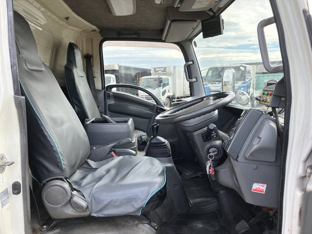 いすゞエルフパッカー車（塵芥車）小型（2t・3t）[写真34]