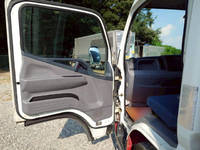 三菱ふそうキャンター冷凍車（冷蔵車）小型（2t・3t）[写真16]