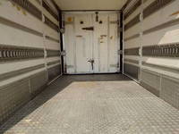 三菱ふそうキャンター冷凍車（冷蔵車）小型（2t・3t）[写真17]