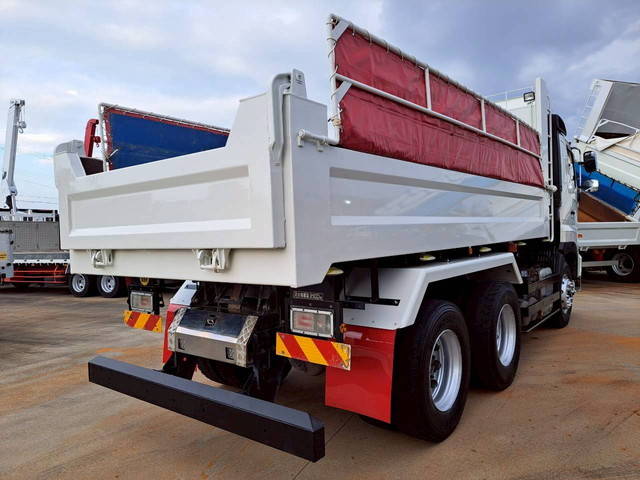 日野プロフィアダンプ大型（10t）[写真04]