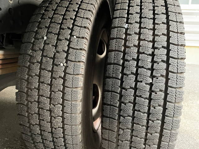 三菱ふそうキャンターアルミバン小型（2t・3t）[写真12]