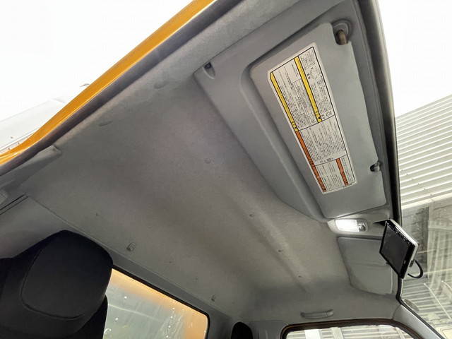 三菱ふそうキャンターアルミバン小型（2t・3t）[写真17]