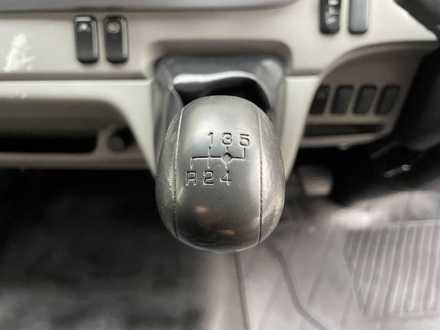 三菱ふそうキャンターアルミバン小型（2t・3t）[写真27]