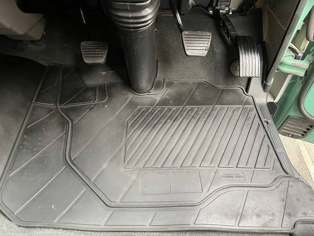 三菱ふそうキャンターアルミバン小型（2t・3t）[写真35]