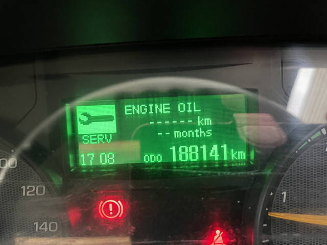 三菱ふそうキャンターアルミバン小型（2t・3t）[写真39]