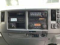 いすゞフォワード冷凍車（冷蔵車）中型（4t）[写真18]