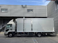 いすゞフォワード冷凍車（冷蔵車）中型（4t）[写真04]