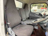 三菱ふそうキャンターアルミウイング小型（2t・3t）[写真29]