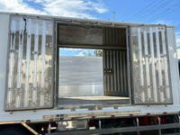 日野レンジャー保冷バン増トン（6t・8t）[写真12]