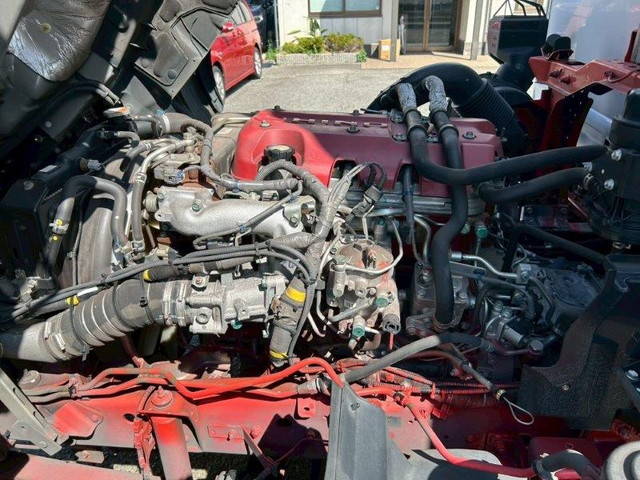 日野レンジャー保冷バン増トン（6t・8t）[写真18]