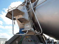 いすゞギガミキサー車（コンクリートミキサー）大型（10t）[写真18]