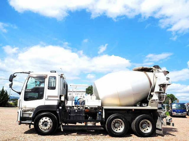 いすゞギガミキサー車（コンクリートミキサー）大型（10t）[写真05]