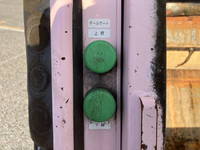 いすゞエルフパッカー車（塵芥車）小型（2t・3t）[写真14]