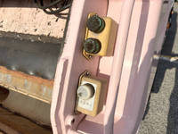 いすゞエルフパッカー車（塵芥車）小型（2t・3t）[写真15]