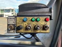 いすゞエルフパッカー車（塵芥車）小型（2t・3t）[写真40]