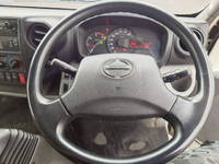 日野デュトロ冷凍車（冷蔵車）小型（2t・3t）[写真10]