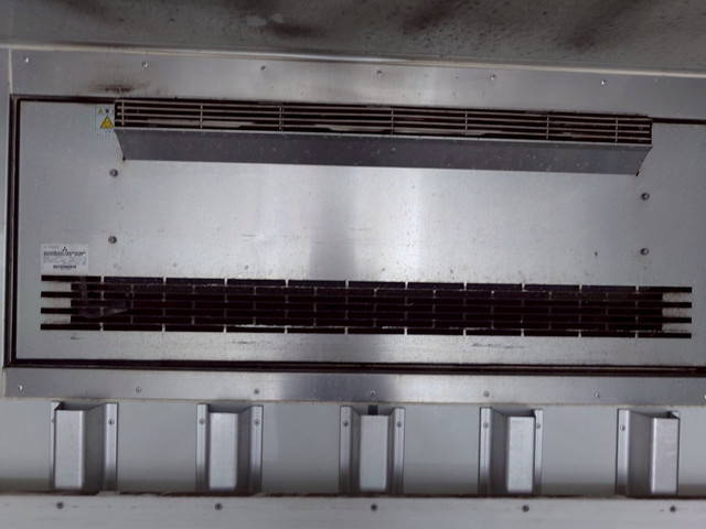 日野デュトロ冷凍車（冷蔵車）小型（2t・3t）[写真12]