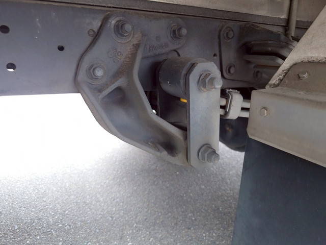 日野デュトロ冷凍車（冷蔵車）小型（2t・3t）[写真18]