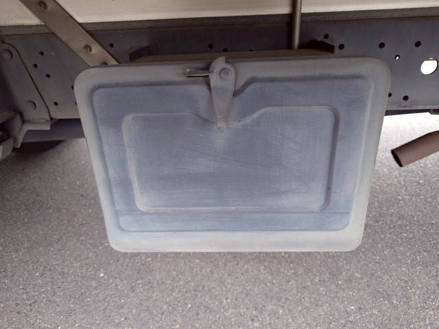 日野デュトロ冷凍車（冷蔵車）小型（2t・3t）[写真19]