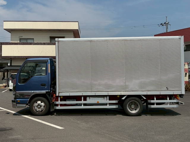 いすゞエルフアルミバン小型（2t・3t）[写真06]