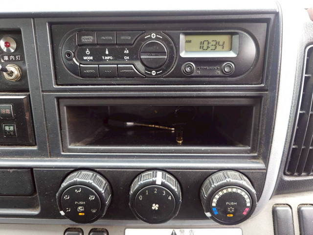 三菱ふそうキャンター冷凍車（冷蔵車）小型（2t・3t）[写真13]