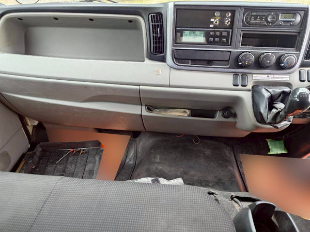 三菱ふそうキャンター冷凍車（冷蔵車）小型（2t・3t）[写真15]