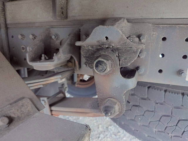 三菱ふそうキャンター冷凍車（冷蔵車）小型（2t・3t）[写真19]