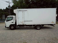 三菱ふそうキャンター冷凍車（冷蔵車）小型（2t・3t）[写真09]