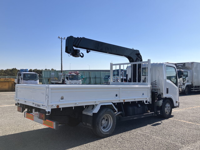 いすゞエルフクレーン4段小型（2t・3t）[写真02]