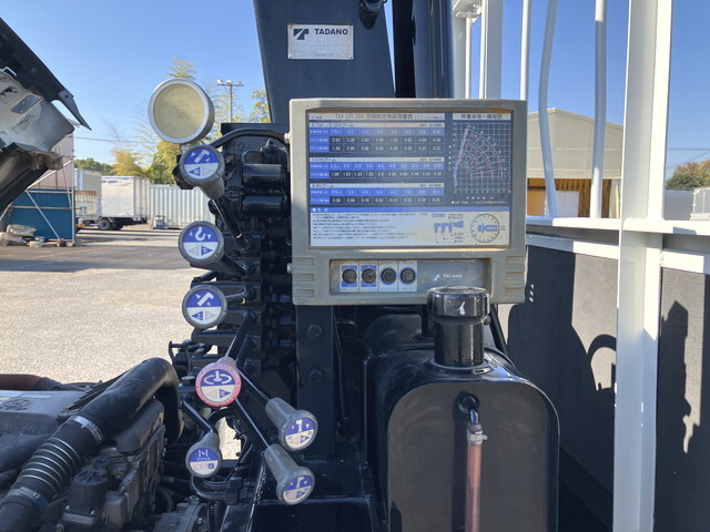 いすゞエルフクレーン4段小型（2t・3t）[写真21]