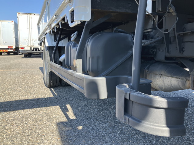 いすゞエルフクレーン4段小型（2t・3t）[写真24]