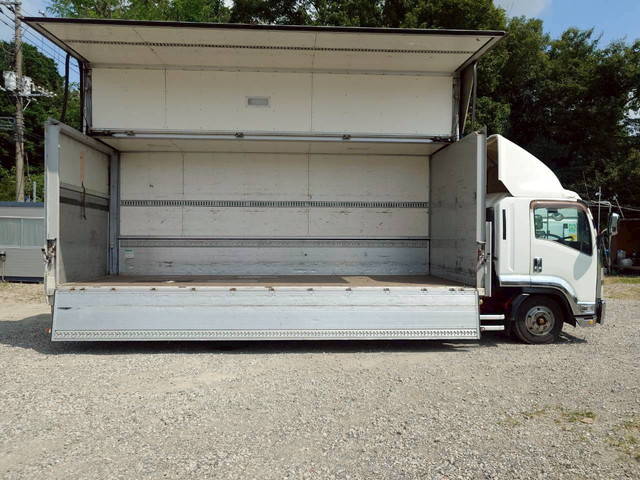 いすゞフォワードアルミウイング中型（4t）[写真15]