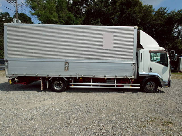 いすゞフォワードアルミウイング中型（4t）[写真16]