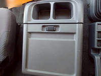 いすゞフォワードアルミウイング中型（4t）[写真04]