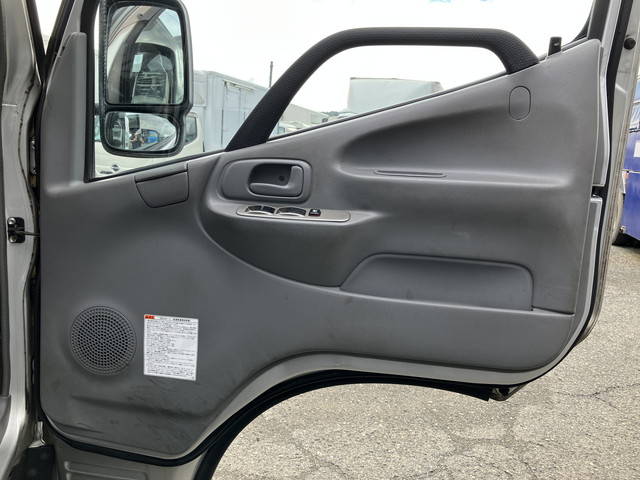 日野デュトロ平ボディ小型（2t・3t）[写真26]