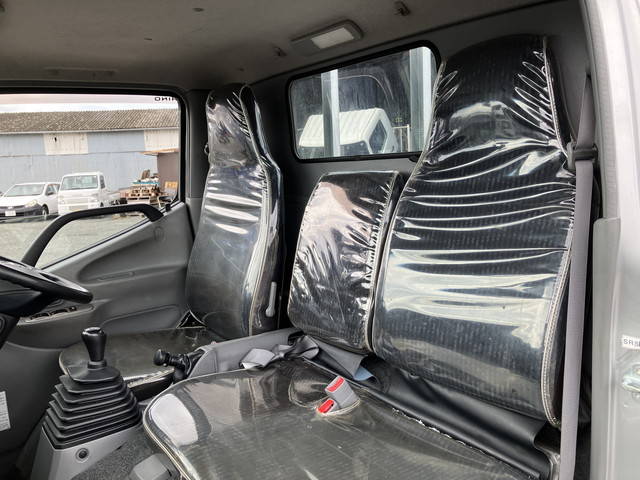 日野デュトロ平ボディ小型（2t・3t）[写真27]