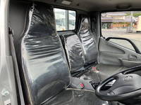 日野デュトロ平ボディ小型（2t・3t）[写真28]