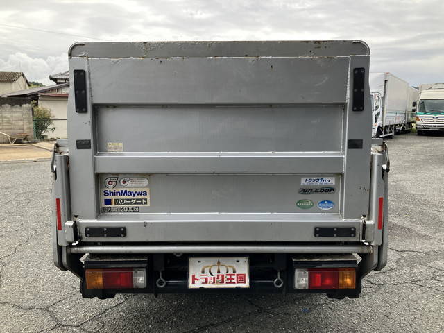 日野デュトロ平ボディ小型（2t・3t）[写真09]