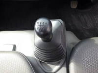 日野デュトロ平ボディ小型（2t・3t）[写真18]