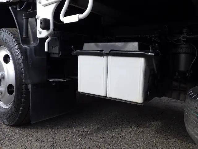 日野デュトロ平ボディ小型（2t・3t）[写真33]