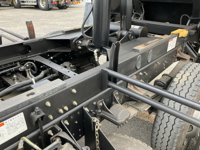 いすゞフォワードダンプ中型（4t）[写真21]