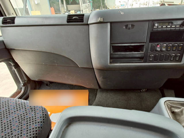 三菱ふそうファイターアルミウイング中型（4t）[写真16]