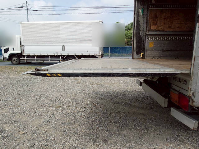 三菱ふそうファイターアルミウイング中型（4t）[写真20]