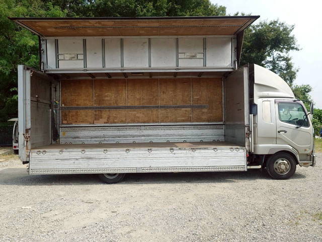 三菱ふそうファイターアルミウイング中型（4t）[写真04]