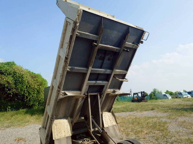 三菱ふそうキャンターダンプ小型（2t・3t）[写真08]