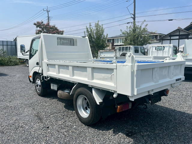 日野デュトロダンプ小型（2t・3t）[写真02]
