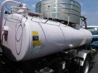 いすゞエルフバキュームカー小型（2t・3t）[写真06]