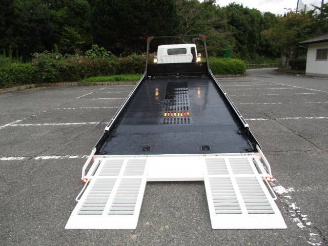 三菱ふそうキャンターセーフティローダー小型（2t・3t）[写真14]