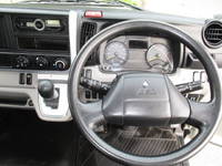 三菱ふそうキャンターセーフティローダー小型（2t・3t）[写真23]